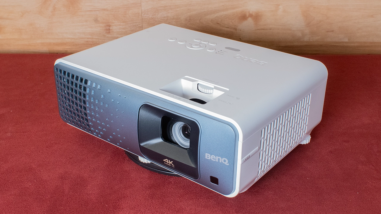 BenQ_TK710_PJBProdShot#2 - Projector Reviews Images